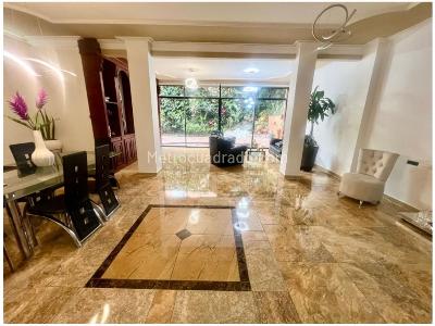 Casa de 5 alcobas en venta en La Concha, Medellín, 350 m² · foto 4 de 20