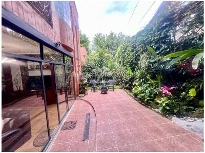 Casa de 5 alcobas en venta en La Concha, Medellín, 350 m² · foto 7 de 20