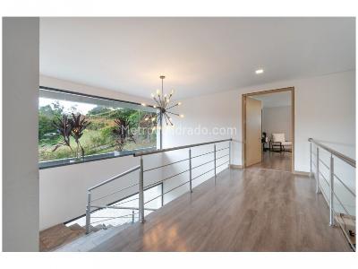 Casa de 5 alcobas en venta en Alto De Las Palmas, Medellín · foto 8 de 15