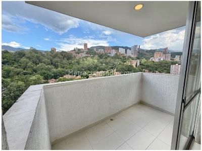 Apartamento en venta en El Poblado, Medellín · foto 7 de 14
