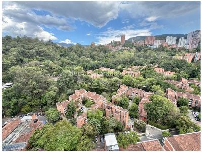 Apartamento en venta en El Poblado, Medellín · foto 8 de 14