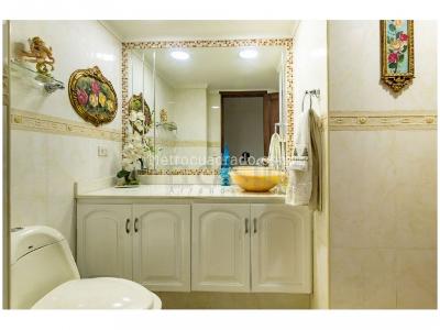 Apartamento de 5 alcobas en venta en Altos Del Poblado, Medellín, 450 m² · foto 13 de 20