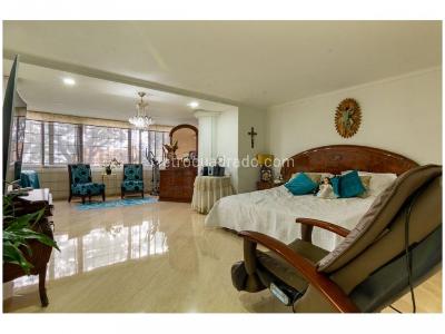 Apartamento de 5 alcobas en venta en Altos Del Poblado, Medellín, 450 m² · foto 16 de 20
