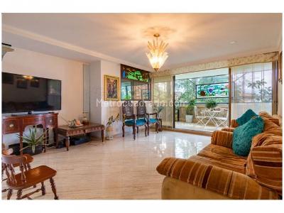 Apartamento de 5 alcobas en venta en Altos Del Poblado, Medellín, 450 m² · foto 4 de 20