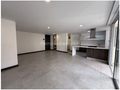 Apartamento de 3 alcobas en venta en Ciudad Del Rio, Medellín, 116 m² · foto 2 de 15