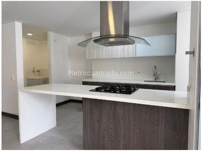 Apartamento de 3 alcobas en venta en Ciudad Del Rio, Medellín, 116 m² · foto 4 de 15