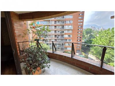Apartamento de 4 alcobas en venta en Los Balsos, Medellín, 189 m² · foto 3 de 20