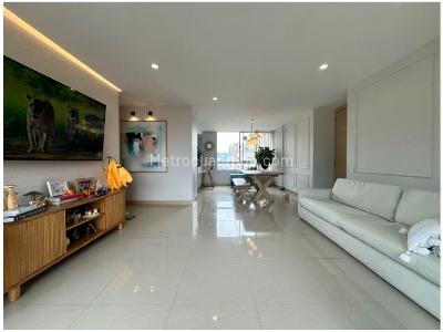 Apartamento de 3 alcobas en venta en Castropol, Medellín, 117 m² · foto 2 de 20