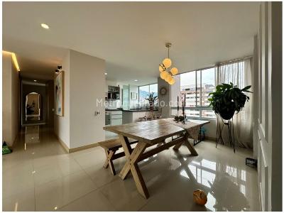 Apartamento de 3 alcobas en venta en Castropol, Medellín, 117 m² · foto 4 de 20
