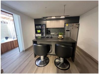 Casa en venta en Alcala, Envigado · foto 3 de 20