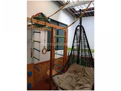 Casa de 5 alcobas en venta en Laureles, Medellín, 290 m² · foto 10 de 11