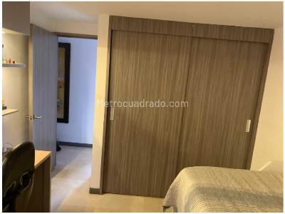 Apartamento de 3 alcobas en venta en La Castellana, Medellín, 118 m² · foto 7 de 17