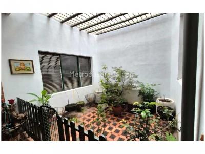 Casa de 5 alcobas en venta en La Castellana, Medellín, 230 m² · foto 13 de 13