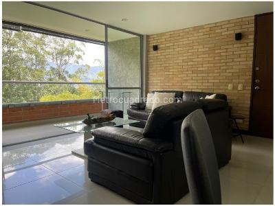 Apartamento de 3 alcobas en venta en Loma Del Chocho, Envigado, 124 m² · foto 3 de 20