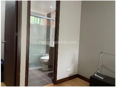 Apartamento de 3 alcobas en venta en Loma Del Chocho, Envigado, 124 m² · foto 18 de 20