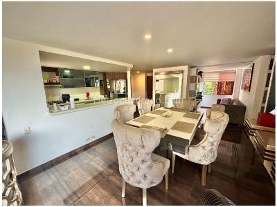 Apartamento de 3 alcobas en venta en Loma De Las Brujas, Envigado, 108 m² · foto 4 de 12