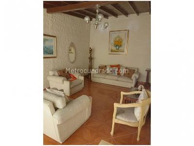 Casa de 4 alcobas en venta en Malibu / La Nubia, Medellín, 160 m² · foto 10 de 18