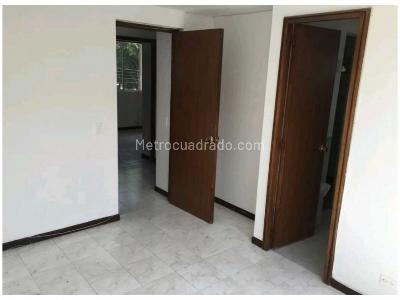 Casa de 5 alcobas en venta en La Palma, Medellín, 140 m² · foto 6 de 8