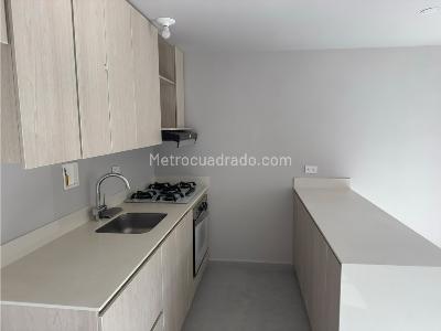 Apartamento en venta en Los Gomez, Itagüí · foto 3 de 6