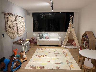 Apartamento de 4 alcobas en venta en Milla De Oro, Medellín, 267 m² · foto 6 de 11