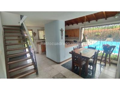 Casa de 3 alcobas en venta en Vereda Los Pinos, Rionegro, 200 m² · foto 14 de 15