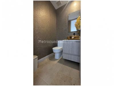 Apartamento de 4 alcobas en venta en Lalinde, Medellín, 144 m² · foto 13 de 20