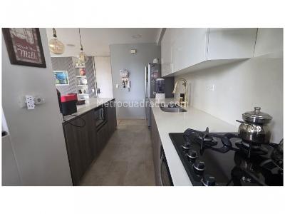 Apartamento de 4 alcobas en venta en Lalinde, Medellín, 144 m² · foto 14 de 20
