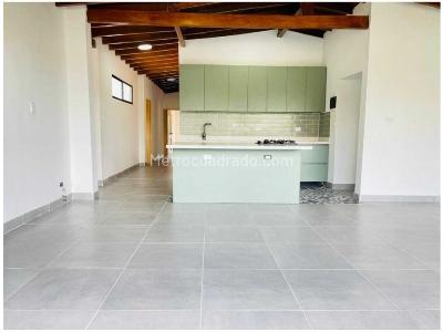 Apartamento de 4 alcobas en venta en Laureles, Medellín, 212 m² · foto 2 de 20