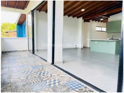Apartamento de 4 alcobas en venta en Laureles, Medellín, 212 m² · foto 5 de 20
