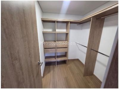 Apartamento en venta en Loma Del Escobero, Envigado · foto 7 de 12