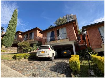 Casa de 3 alcobas en venta en El Poblado, Medellín, 227 m² · foto 14 de 14