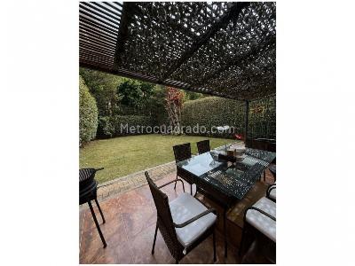 Casa de 3 alcobas en venta en Benedictinos, Envigado, 260 m² · foto 3 de 18