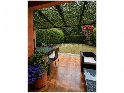 Casa de 3 alcobas en venta en Benedictinos, Envigado, 260 m² · foto 6 de 18