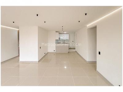 Apartamento de 3 alcobas en venta en Castropol, Medellín, 117 m² · foto 2 de 19