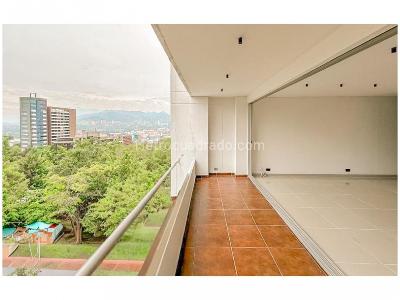 Apartamento de 3 alcobas en venta en Castropol, Medellín, 117 m² · foto 6 de 19