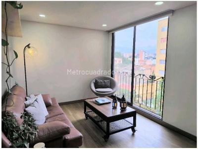 Apartamento de 3 alcobas en venta en Rosales, Medellín, 80 m² · foto 3 de 19