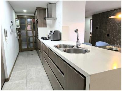 Apartamento de 3 alcobas en venta en Rosales, Medellín, 80 m² · foto 5 de 19