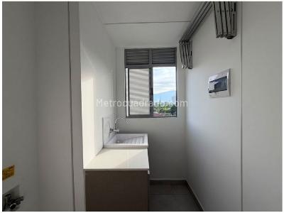 Apartamento de 3 alcobas en venta en Envigado, Envigado, 80 m² · foto 13 de 18
