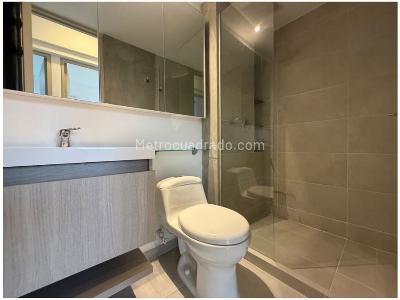 Apartamento de 3 alcobas en venta en Envigado, Envigado, 80 m² · foto 2 de 18