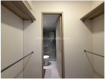 Apartamento de 3 alcobas en venta en Envigado, Envigado, 80 m² · foto 3 de 18