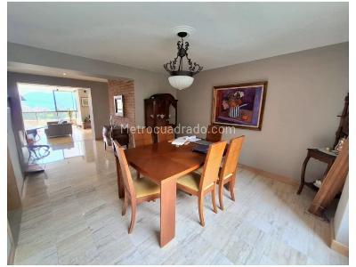 Apartamento de 3 alcobas en venta en Transversal Inferior, Medellín, 210 m² · foto 10 de 19