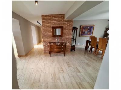 Apartamento de 3 alcobas en venta en Transversal Inferior, Medellín, 210 m² · foto 11 de 19