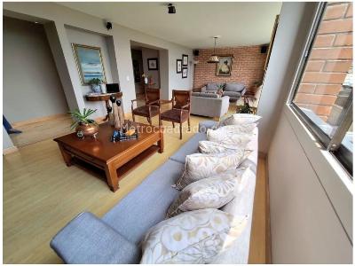 Apartamento de 3 alcobas en venta en Transversal Inferior, Medellín, 210 m² · foto 12 de 19