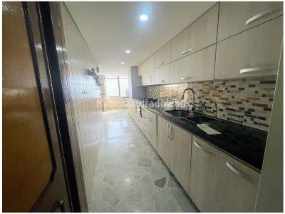 Apartamento en venta en Laureles, Medellín · foto 5 de 14