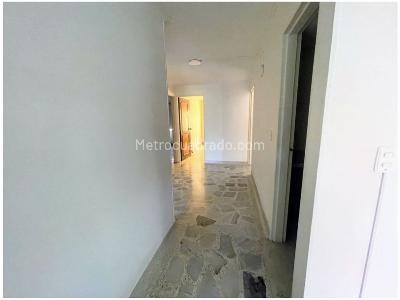 Apartamento en venta en Laureles, Medellín · foto 7 de 14