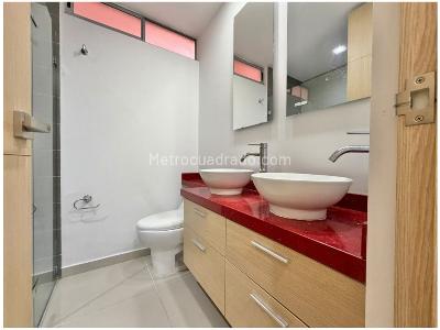 Apartamento de 3 alcobas en venta en Transversal Intermedia, Envigado, 89 m² · foto 10 de 12