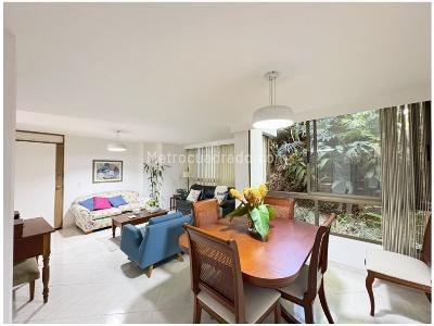 Apartamento de 2 alcobas en venta en La Frontera, Medellín, 83 m² · foto 2 de 14
