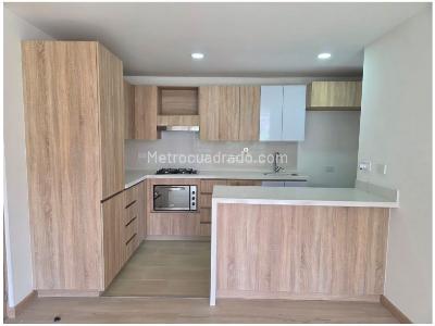 Apartamento de 3 alcobas en venta en Camino Verde, Envigado, 87 m² · foto 4 de 20