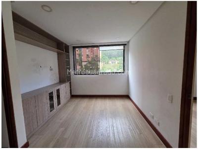 Apartamento en venta en El Tesoro, Medellín · foto 12 de 20