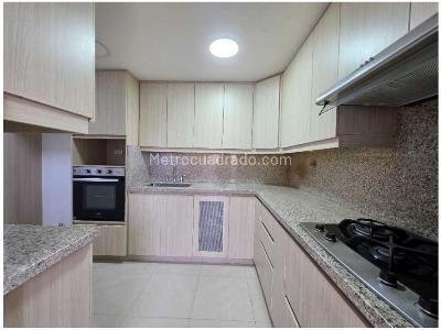 Apartamento en venta en El Tesoro, Medellín · foto 7 de 20